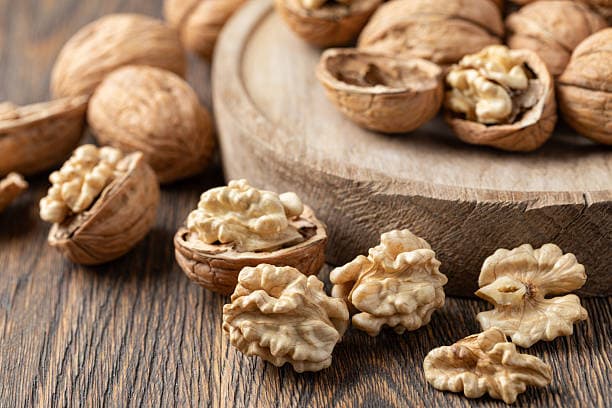 خرید گردو با پوست + قیمت فروش استثنایی